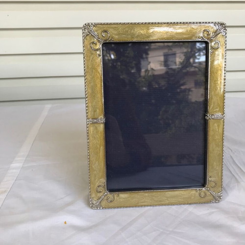 Picture frame used, approximately 15.5 x 20 cm
