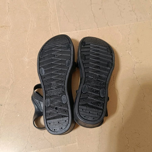 Women's black sandals new, size 37, synthetic leather with velcro