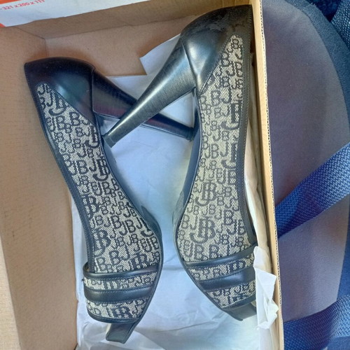 Bourbazos shoes used, elegant for all occasions