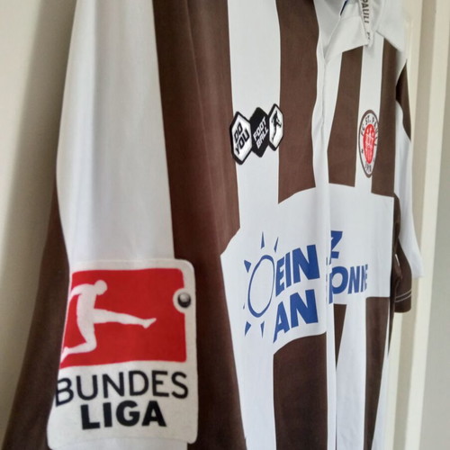 St. Pauli 2011/12 home shirt like new, authentic with Max Kruse
