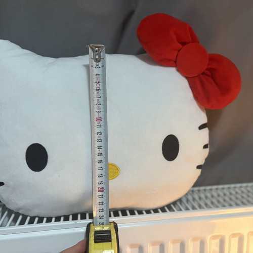 Hello Kitty Head Plush like new, 35x25cm