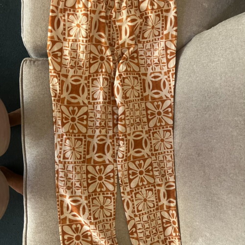 Zara summer pants with geometric floral pattern, size M
