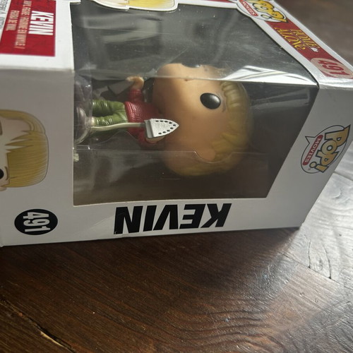 Kevin Home Alone #491 Funko Pop vinyl figure like new with original box