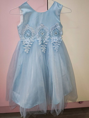 Επίσημο πριγκιπικό φόρεμα για κορίτσι ν.5-6 σαν καινούργιο, γαλάζιο