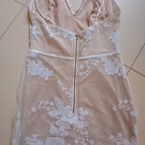 Evening wedding dress, size S, beige lace tulle