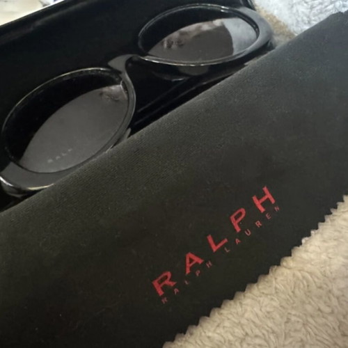 Ralph Lauren Vintage Oval Sunglasses used, black with original case