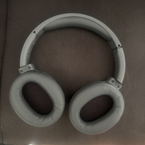 Edifier headset W820NB Plus like new, wireless, active noise cancellation