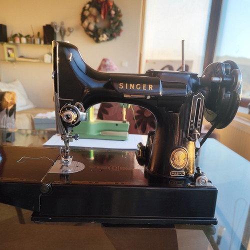 Singer Featherweight 221 sewing machine