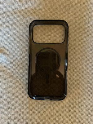 iPhone 17 Pro Max case like new