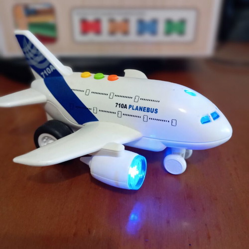 Toy airplane like new with lights and sounds
