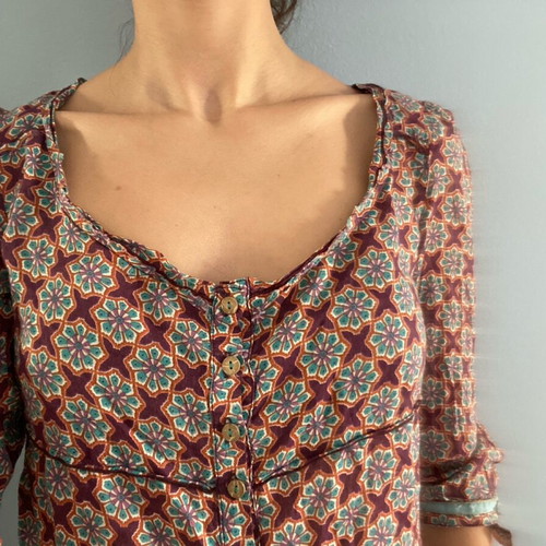 A.L.E. floral shirt like new, 3/4 sleeve, multicolor, size M