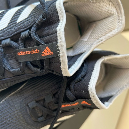 Adidas kids tennis shoes used size 34