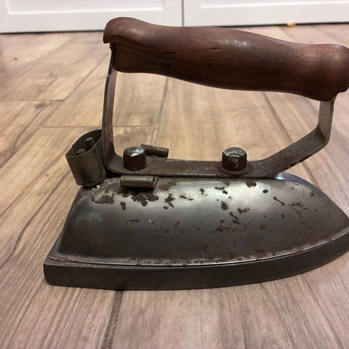 Antique Charcoal Iron with Wooden Handle used, vintage collectible