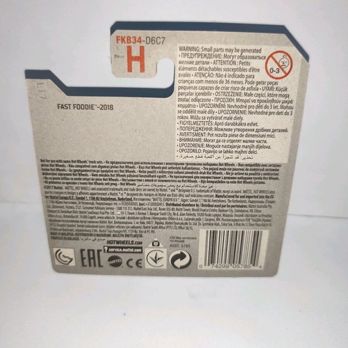 Hot Wheels Diecast Fast Foodie Quick Bite Canteen Truck new