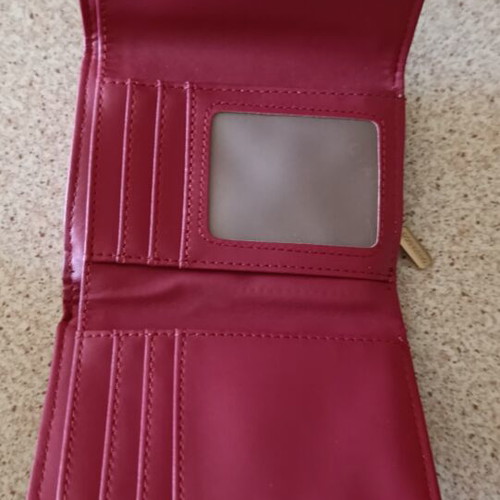 Diana & Co Firenze wallet new, magenta/plum with gold details