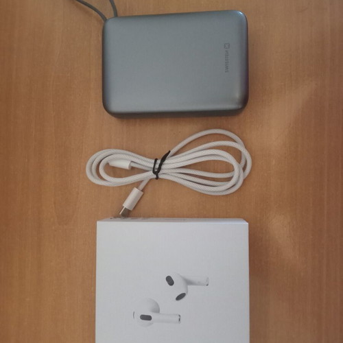 Swissten power bank 20000mAh with Hoco wireless earbuds new