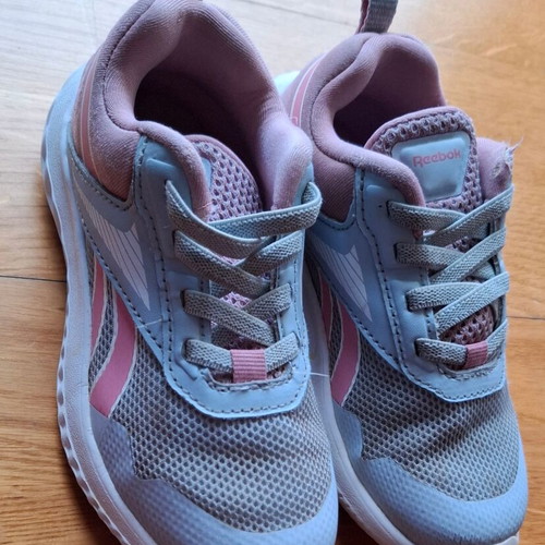 Reebok athletic shoes used size 26 blue and pink