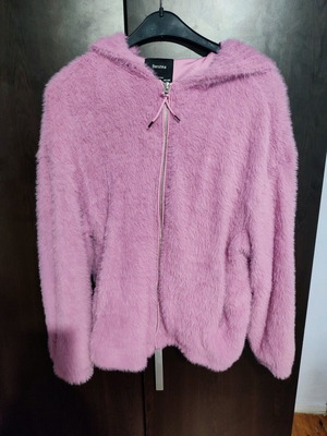 Bershka ζακέτα ροζ χνουδωτή μέγεθος Μ σαν καινούργια