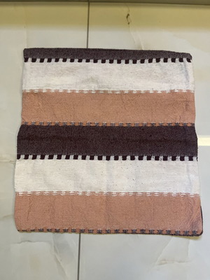 Pillowcase with striped design and zipper 40 x 40, like new