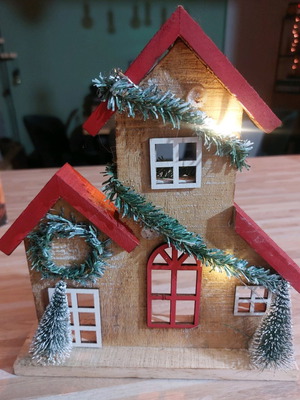 Illuminated wooden Christmas house Vicko new