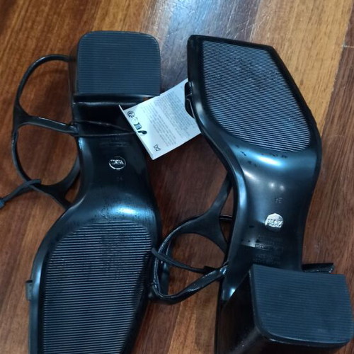 Zara women's black sandals new, size 38
