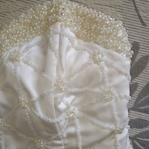 Wedding skirt with bust used, ivory color, waist 76 cm, bust 70-71 cm with beads