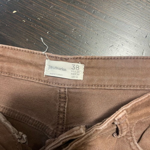 Stradivarius brown denim pants like new, slim mid-rise flare size M