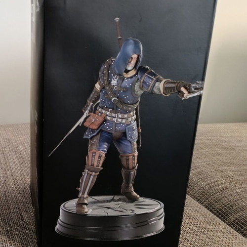 Geralt Grandmaster Feline figure Dark Horse Comics new, 22cm