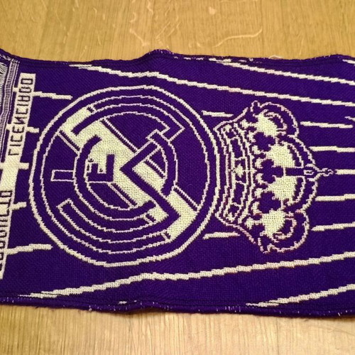 Real Madrid 90s scarf new official product