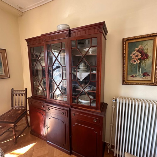Wooden Vintage Dining Room Showcase like new