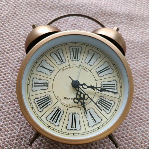 Retro bronze table alarm clock new with two bells