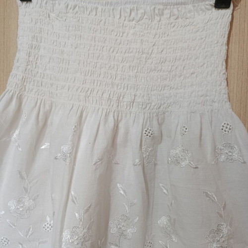 Strapless top with embroidery, like new, XS/S, white
