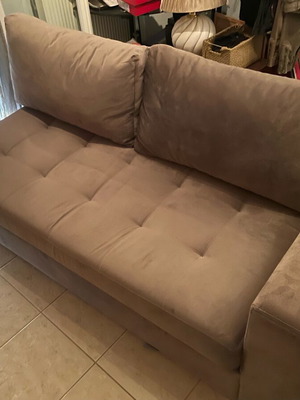 Corner sofa like new with two stools