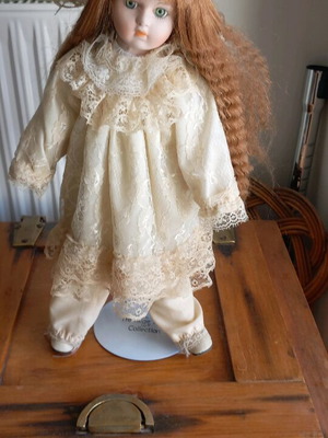 Porcelain doll collectible in excellent condition