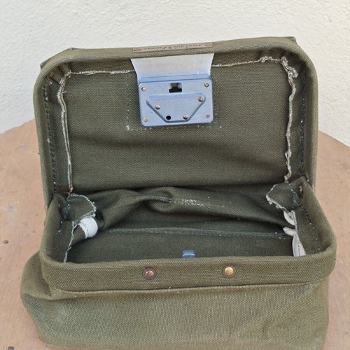 Money transport bag used, Trapeza Pisteos vintage canvas with lock