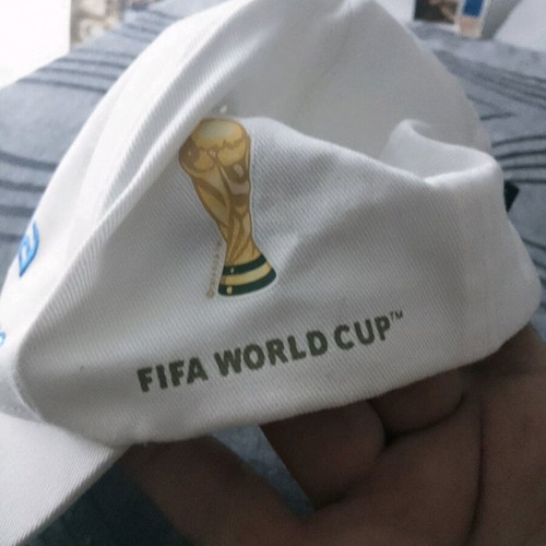 Adidas cap new with adjustable size