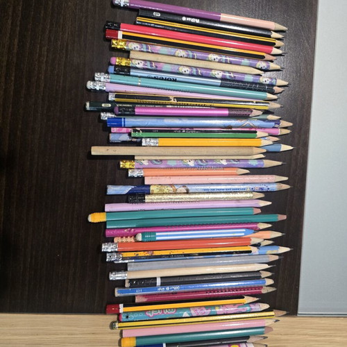 Medium pencils used, pack of 40
