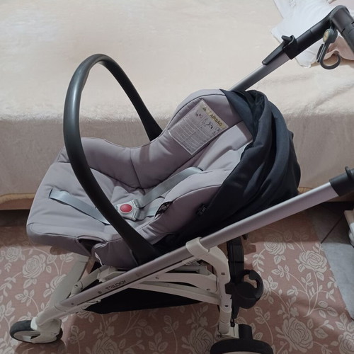 Inglesina Trilogy System stroller with car seat and carrycot like new