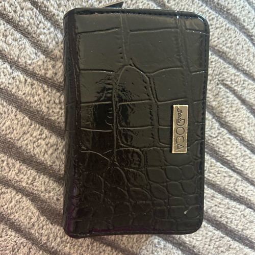 Doca black wallet used