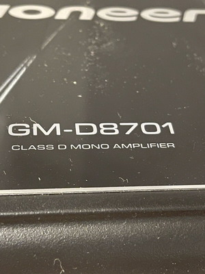 Pioneer Car Amplifier 1 Channel GM-D8701 like new
