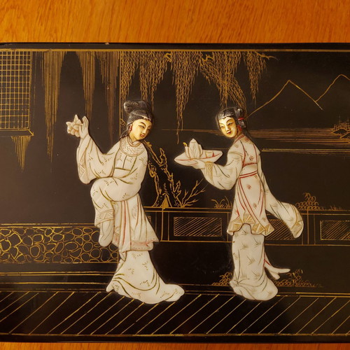 Antique Japanese jewelry box used with geishas mother-of-pearl inlay