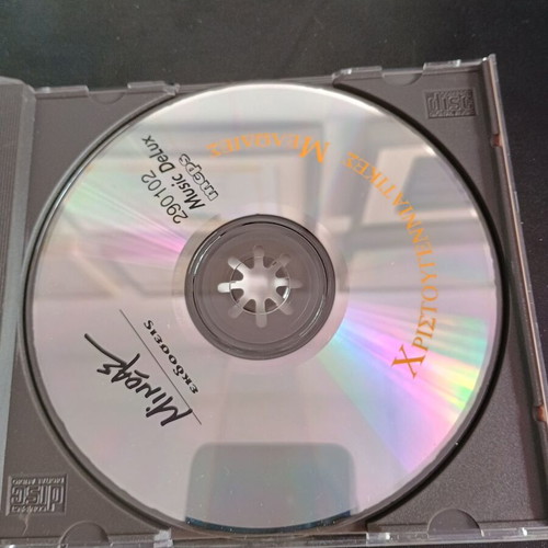 Christmas Melodies CD used, traditional genre