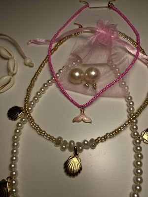 Summer jewelry set new with 3 handmade necklaces, earrings and bracelet