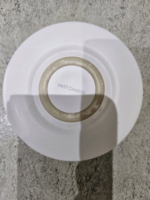Samsung wireless charger used