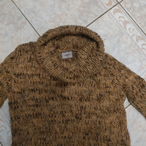 Knitted Scandalo turtleneck sweater like new
