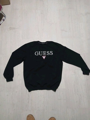 Guess sweatshirt black large - xlarge like new