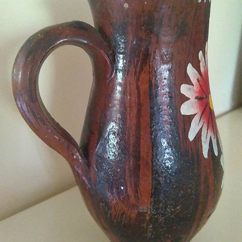 Kanataki Agiasos used with painted flowers