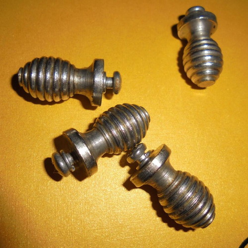Small iron drawer knobs used, set of 4 pieces