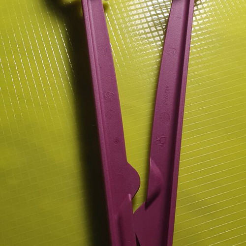 Tupperware Pasta Serving Tongs New, Purple