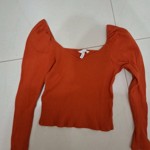 H&M blouse coral like new with unique sleeve